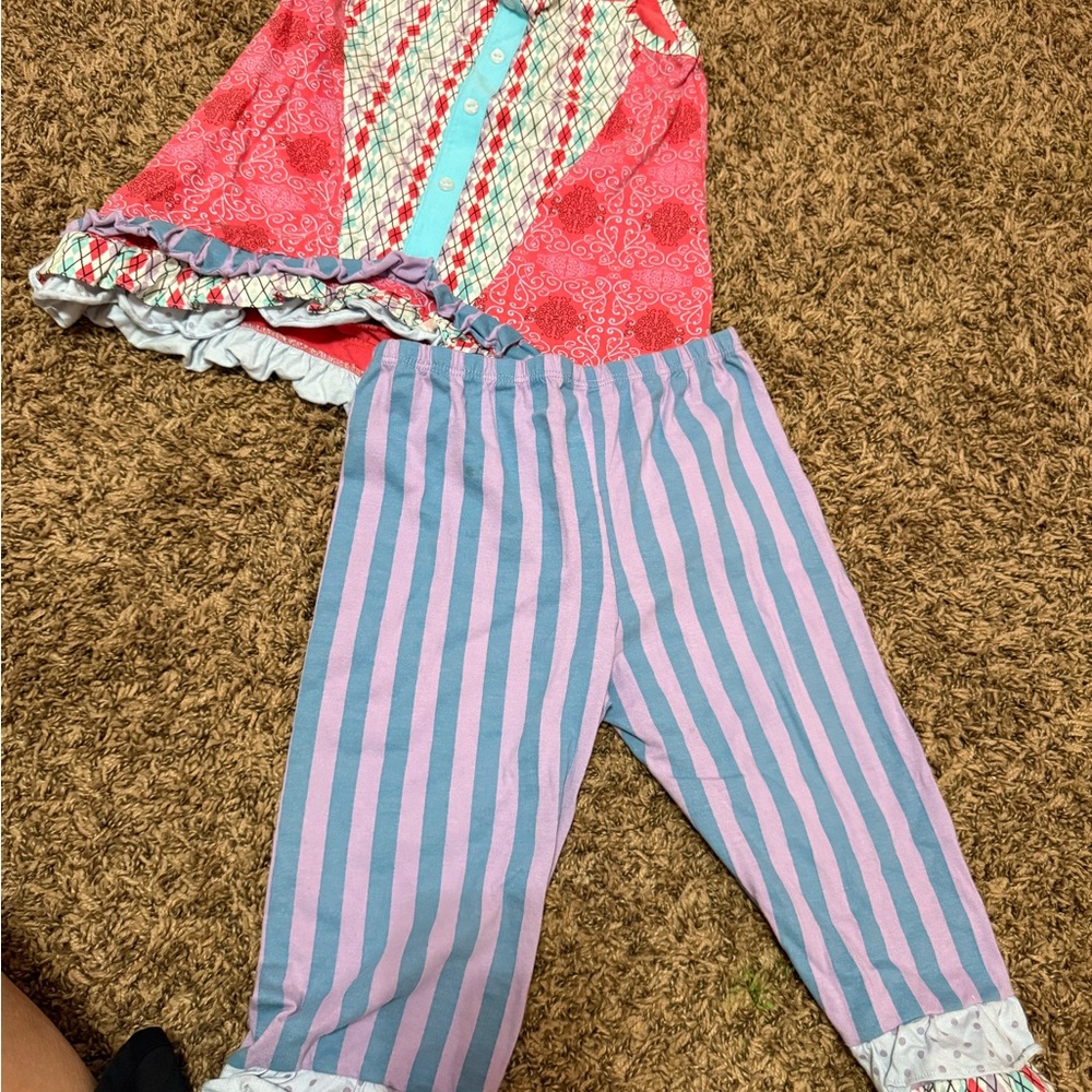 Colorful Pink Sky Kids' Outfit with Striped Pants